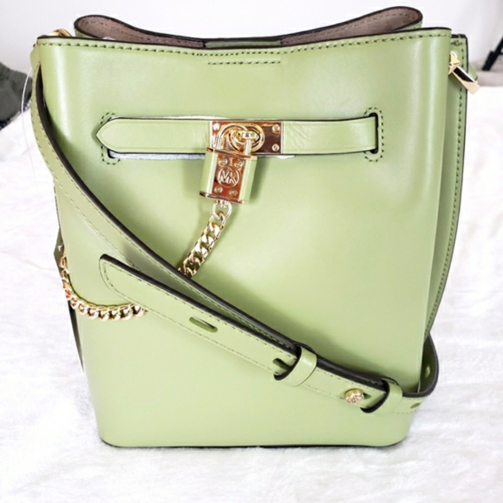 MICHAEL KORS Hamilton Legacy Medium Leather Messenger Bucket Bag